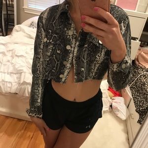 Snake print Denim Cropped Jacket